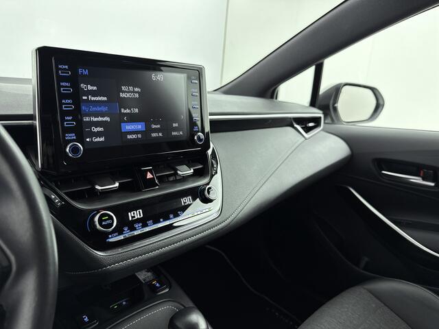 Toyota COROLLA Touring Sports 1.8 Hybrid Business Plus | Navigatie | Lichtmetalen Velgen | Keyless Entry & Go |
