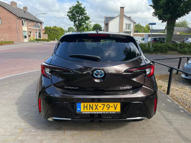Toyota COROLLA 1.8 HYBRID TEAM D AUTOMAAT / CARPLAY / CAMERA / ADAP. CRUISE