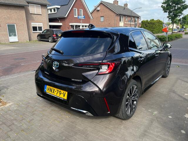 Toyota COROLLA 1.8 HYBRID TEAM D AUTOMAAT / CARPLAY / CAMERA / ADAP. CRUISE
