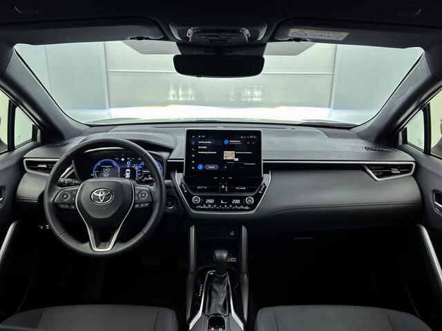 Toyota COROLLA Cross Hybrid 200 Style | Parkeersensor voor en achter | 200PK Automaat | Luxe uitvoering |