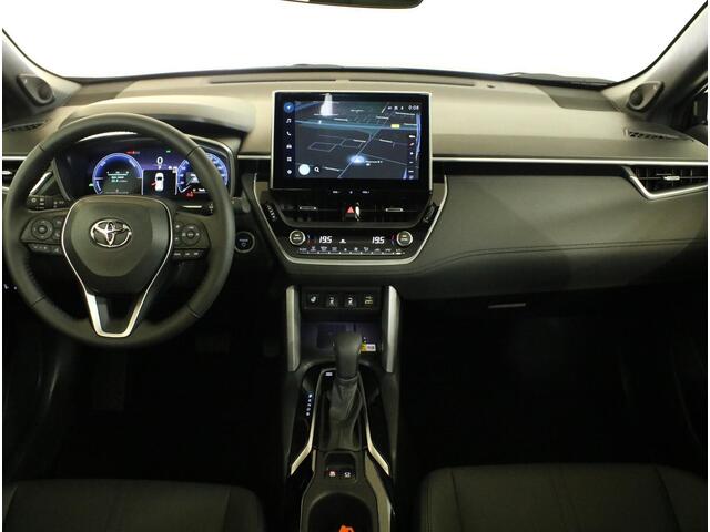 Toyota COROLLA Cross Hybrid 200 Executive Toyota Corolla Cross 2.0 High Power Hybrid Executive Panoramadak, Apple carplay & Android auto Snel leverbaar