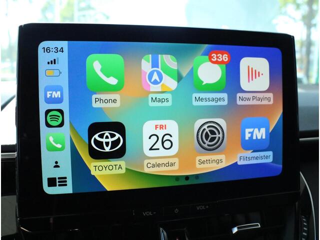 Toyota COROLLA Cross Hybrid 200 Executive Toyota Corolla Cross 2.0 High Power Hybrid Executive Panoramadak, Apple carplay & Android auto Snel leverbaar