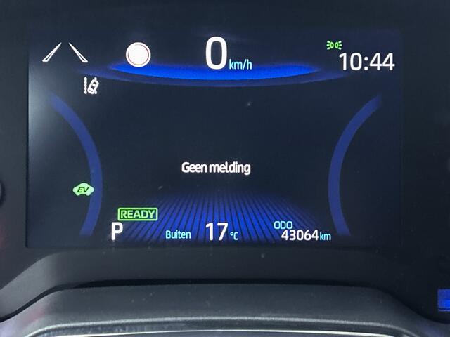 Toyota COROLLA Touring Sports 1.8 Hybrid Active | Apple Carplay | 16 inch LM-velgen | Achteruitrijcamera | Climate Control |