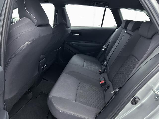 Toyota COROLLA Touring Sports 1.8 Hybrid Active | Apple Carplay | 16 inch LM-velgen | Achteruitrijcamera | Climate Control |