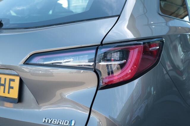 Toyota COROLLA Touring Sports 1.8 Hybrid Active Apple Carplay Android Auto, Allseason banden