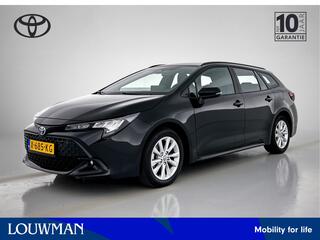toyota-corolla-touring-sports-hybri