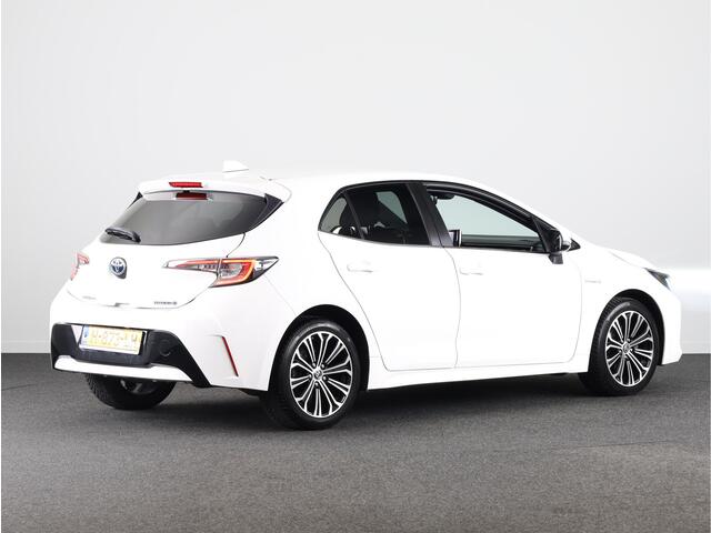 Toyota COROLLA 1.8 Hybrid Business Plus | NL-Auto | Parkeercamera | Apple Carplay /- Android Auto | Voorstoelen Verwarmd |