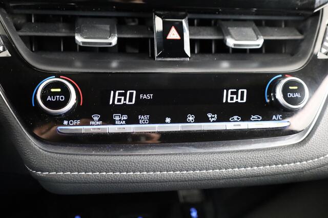 Toyota COROLLA 1.8 Hybrid Business Plus | NL-Auto | Parkeercamera | Apple Carplay /- Android Auto | Voorstoelen Verwarmd |