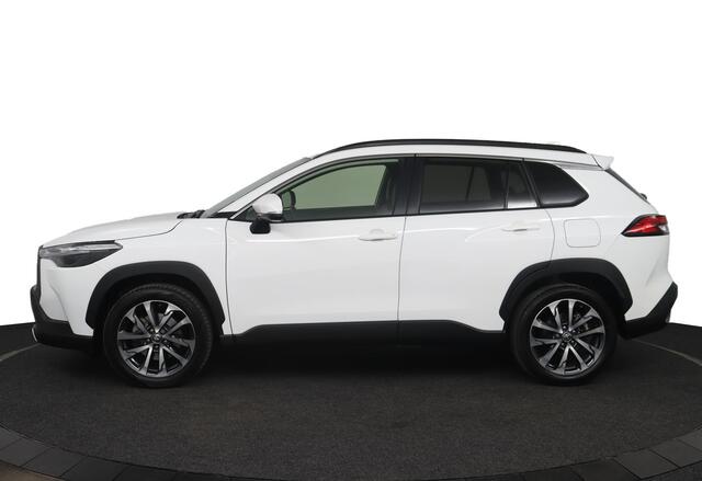 Toyota COROLLA Cross 2.0 High Power Hybrid First Edition | Trekhaak | Navigatie | Parkeer sensoren |