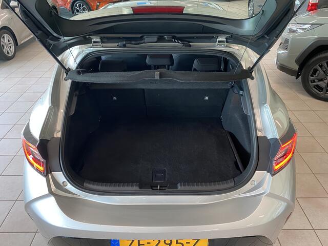 Toyota COROLLA 2.0 Hybrid Style