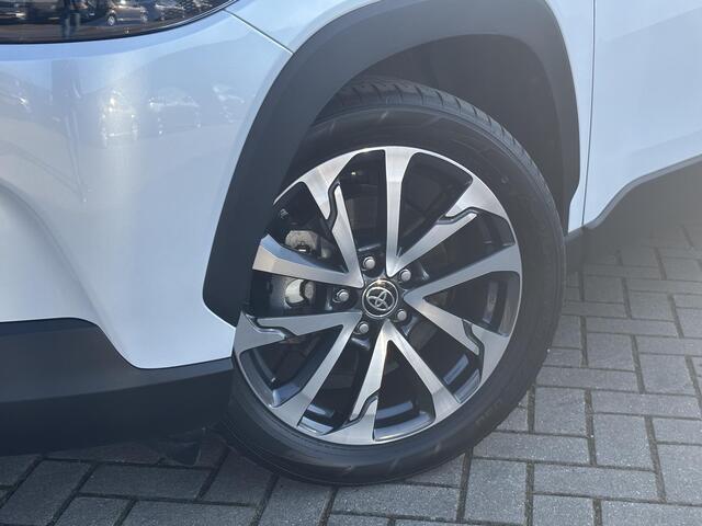 Toyota COROLLA Cross 2.0 Hybrid First Edition | Afneembare Trekhaak | NL Auto | Apple Carplay/Android auto | Half leder | Stoelverwarming | Direct leverbaar!
