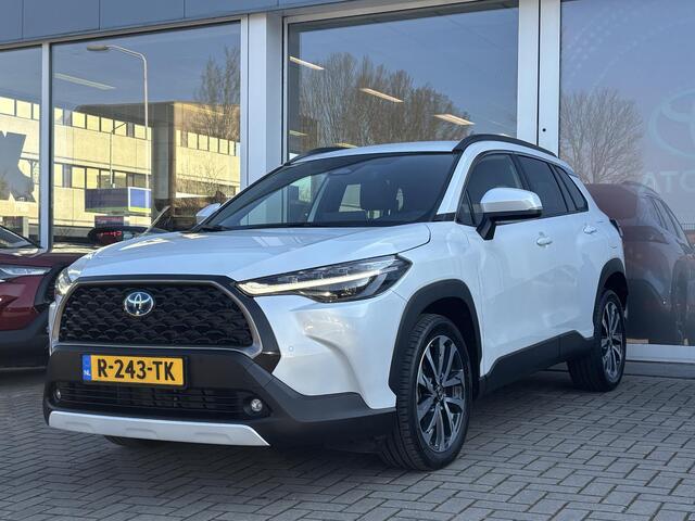 Toyota COROLLA Cross 2.0 Hybrid First Edition | Afneembare Trekhaak | NL Auto | Apple Carplay/Android auto | Half leder | Stoelverwarming | Direct leverbaar!
