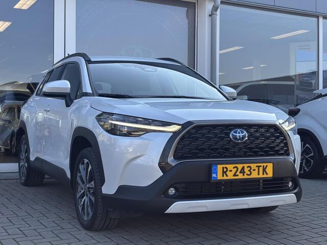 Toyota COROLLA Cross 2.0 Hybrid First Edition | Afneembare Trekhaak | NL Auto | Apple Carplay/Android auto | Half leder | Stoelverwarming | Direct leverbaar!
