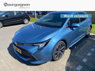 toyota-corolla-1.8-hybrid-dynamic