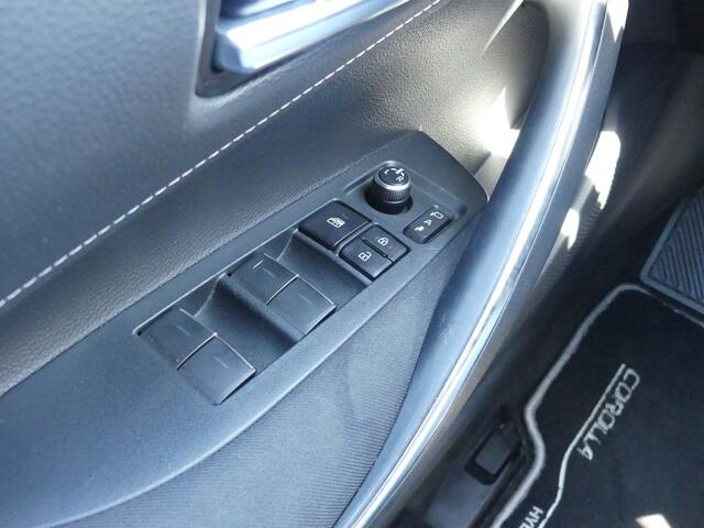 Toyota COROLLA 1.8 Hybrid Dynamic | Trekhaak | Camera | Keyless