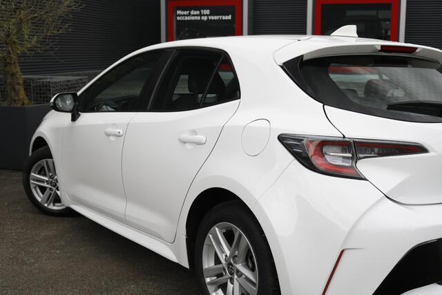 Toyota COROLLA 1.8 Hybrid Business
