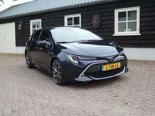 toyota-corolla-2.0-hybrid-executive