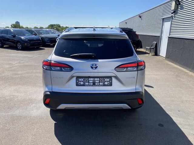 Toyota COROLLA Cross Hybrid 200 Dynamic edition Navigatie, Achteruitrijcamera, Elek. achterklep, LED, LMV, Privacy glass, Smart Key, BTW Auto