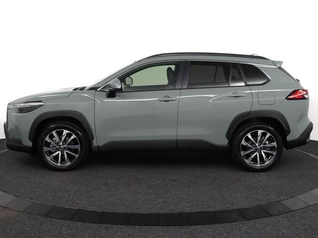 Toyota COROLLA Cross Hybrid 200 Style | Parkeer sensoren voor + achter | Navigatie |