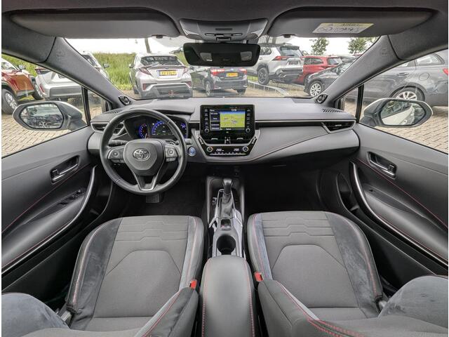 Toyota COROLLA 2.0 Hybrid Executive JBL | Stoelverwarming | Leer | HUD | Parkeersensoren V+A | Dodehoek | Adap. Cruise
