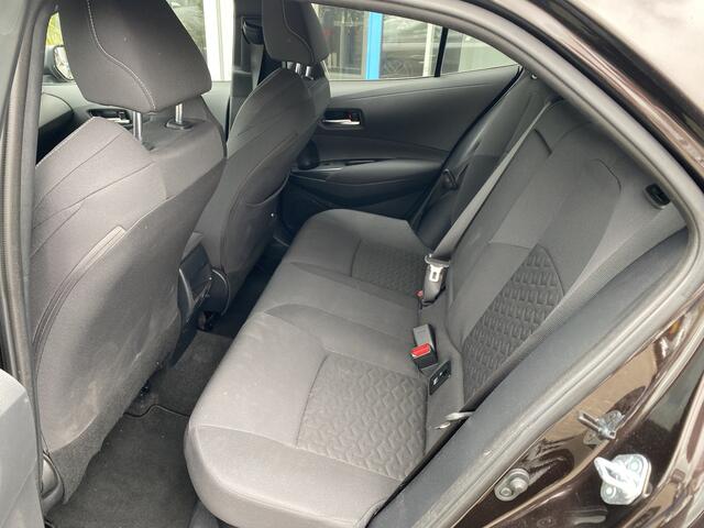 Toyota COROLLA 1.8 Hybrid Active PDC Apple CarPlay Android Auto All Season banden