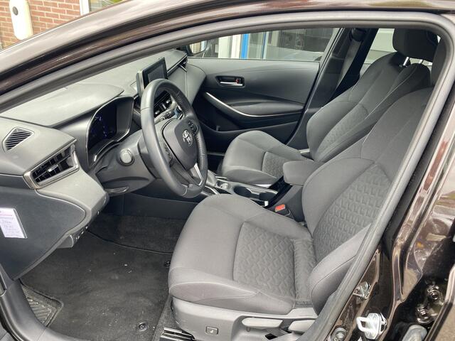 Toyota COROLLA 1.8 Hybrid Active PDC Apple CarPlay Android Auto All Season banden
