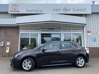 toyota-corolla-1.8-hybrid-active-pd
