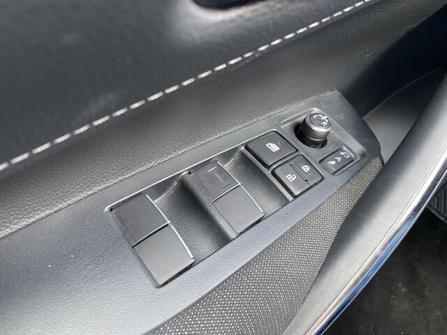 Toyota COROLLA Touring Sports Hybrid 140 Business