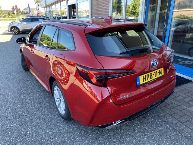 Toyota COROLLA Touring Sports Hybrid 140 Active
