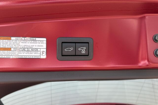 Toyota COROLLA Cross 2.0 High Power Hybrid First Edition, Parkeersensoren, BSM, Apple Carplay/Android Auto, 1e Eigenaar!