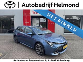 toyota-corolla-touring-sports-1.8-h