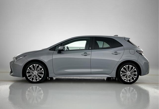 Toyota COROLLA 1.8 Hybrid Team D