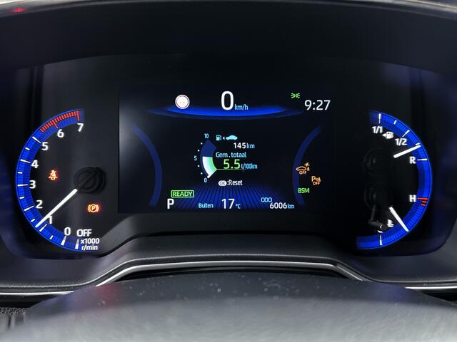 Toyota COROLLA 1.8 Hybrid Team D