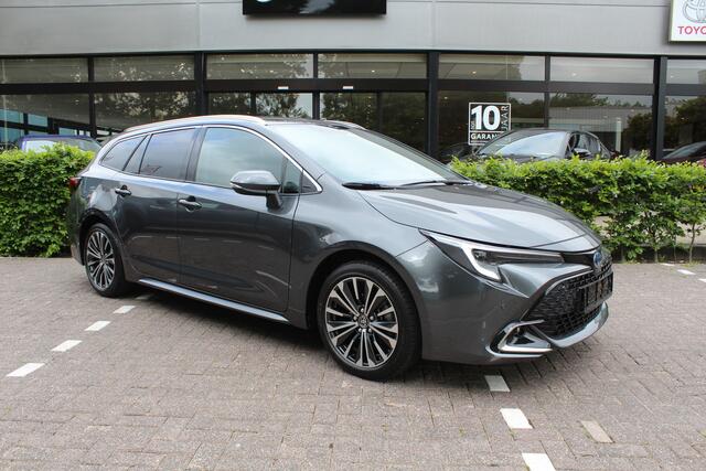Toyota COROLLA Touring Sports 1.8 Hybrid 140 Dynamic Plus | Rijklaar | Stoel-/stuurverw. | El.achterklep | Sensoren v+a | Navi | Apple/Android | LED | Keyless | Adaptive cruise