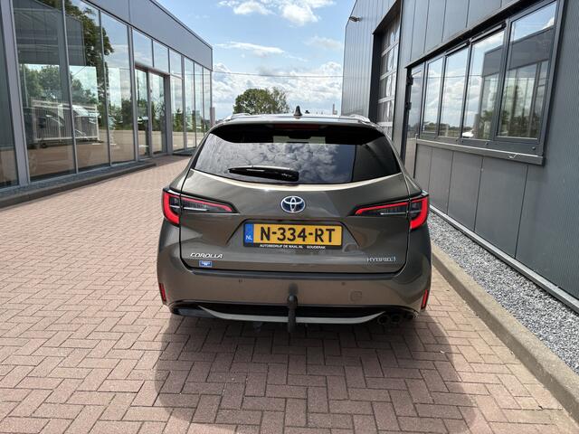 Toyota COROLLA Touring Sports 2.0 Hybrid 180pk Premium Automaat LEDER/KEYLESS/PDC/LED/TREKHAAK/18INCH/STOELVERWARMING