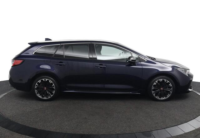 Toyota COROLLA Touring Sports 1.8 Hybrid GR-Sport | Trekhaak | Stoelverwarming | Navigatie | Draadloze Telefoonlader | Full Led Verlichting |