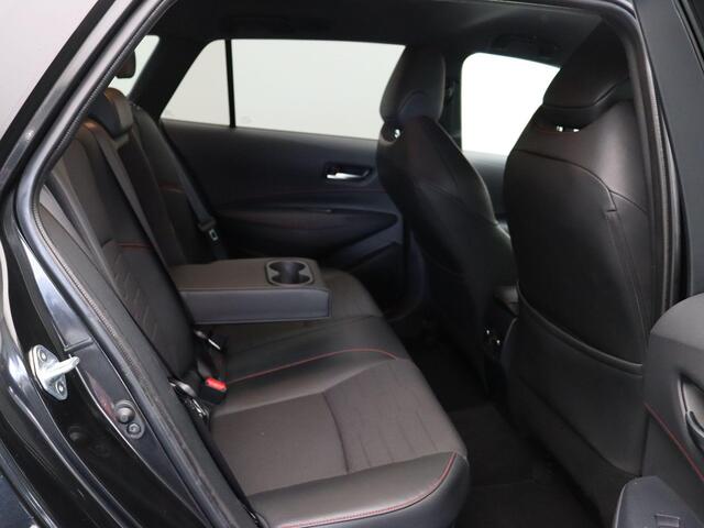 Toyota COROLLA Touring Sports 1.8 Hybrid Executive | Head-up Display | Automatische Kofferklep | Achteruitrijcamera | Cruise Control | Climate Control |