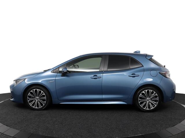 Toyota COROLLA 1.8 Hybrid First Edition | Trekhaak | Navigatie |
