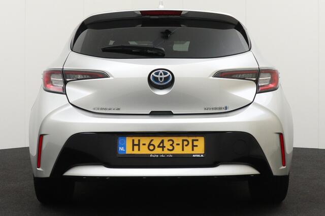 Toyota COROLLA 1.8 Hybrid Business+ Camera Carplay Stoelverw. Adapt. Cruise