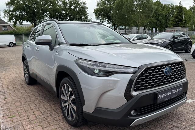 Toyota COROLLA Cross 2.0 High Power Hybrid Executive Edition Panoramadak, Dodehoekdetectie, Parkeersensoren voor + achter, Elektrische achterklep, Led, Navi, Garantie t/m 2034!