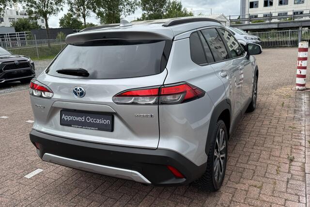 Toyota COROLLA Cross 2.0 High Power Hybrid Executive Edition Panoramadak, Dodehoekdetectie, Parkeersensoren voor + achter, Elektrische achterklep, Led, Navi, Garantie t/m 2034!