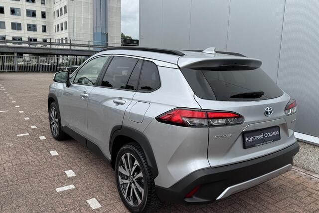 Toyota COROLLA Cross 2.0 High Power Hybrid Executive Edition Panoramadak, Dodehoekdetectie, Parkeersensoren voor + achter, Elektrische achterklep, Led, Navi, Garantie t/m 2034!