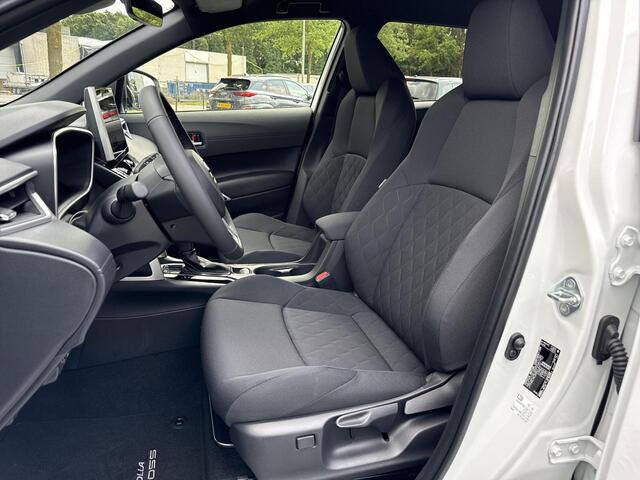 Toyota COROLLA Cross Hybrid 140 Style **NIEUWE AUTO/ DIRECT LEVERBAAR**