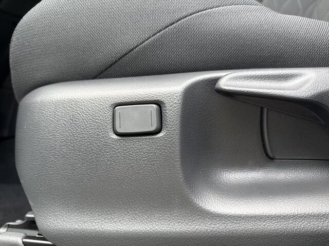 Toyota COROLLA Cross Hybrid 140 Style **NIEUWE AUTO/ DIRECT LEVERBAAR**