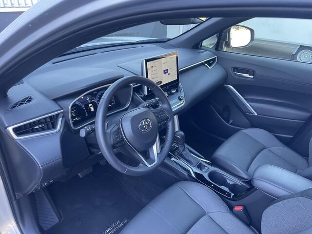 Toyota COROLLA Cross Hybrid 200 style plus edition , Panoramadak, 16.000 km