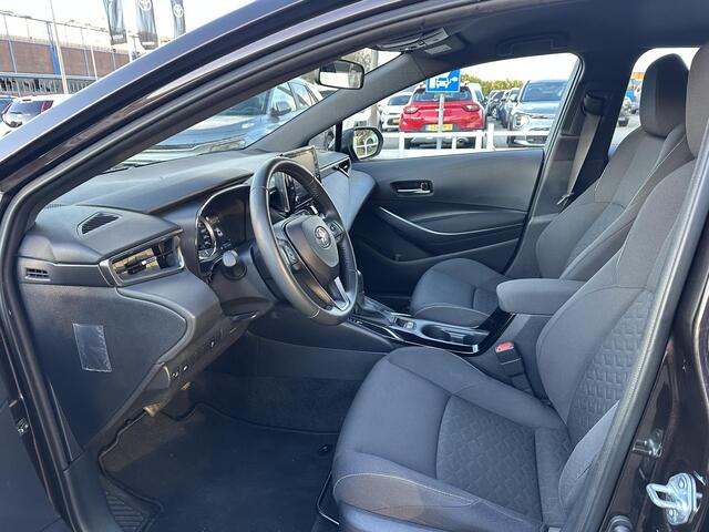 Toyota COROLLA 1.8 Hybrid Active Apple Carplay / Android auto Navigatie, Achteruitrijcamera, Adaptieve cruise control, Climate control