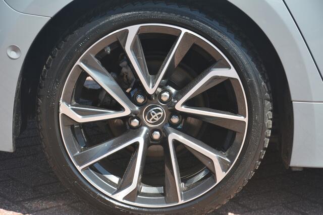 Toyota COROLLA Touring Sports 2.0 Hybrid Executive 1e eigenaar Nederlandse auto 108593 NAP dealeronderhouden laatste beurt bij 97000 km met oa ecc navigatie DAB camera afneembare trekhaak Head Up display lane assist dode hoek sensor adaptive