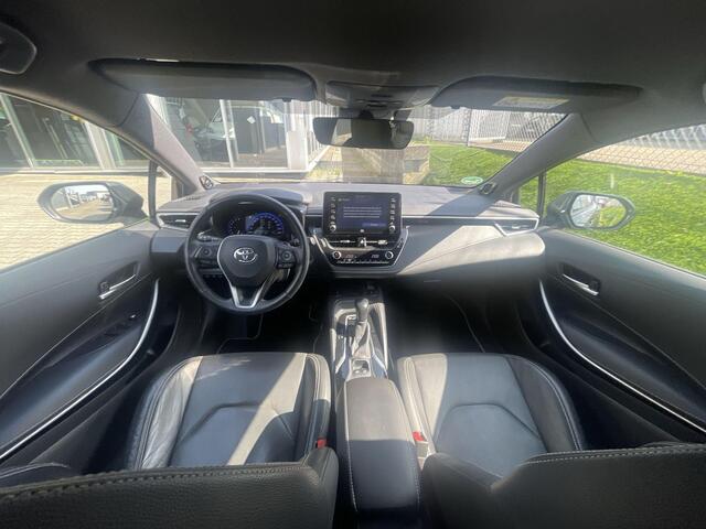 Toyota COROLLA Touring Sports 2.0 Hybrid Premiun | Full options