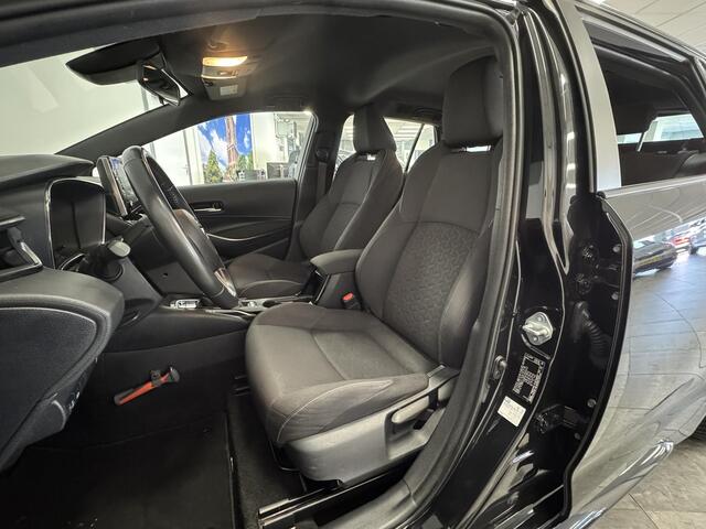 Toyota COROLLA Touring Sports 1.8 Hybrid Active | TREKHAAK | ACC | CAMERA |