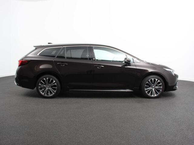 Toyota COROLLA Touring Sports Hybrid 140 PK Automaat Dynamic | Navigatie | DAB | Camera | LED | Adaptive Cruise Control | Keyless Go | Lichtmetalen velgen